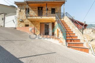 Haus  La fonda