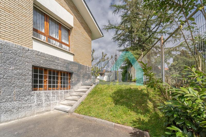 Foto 43f10fdf-171b-4b0e-89ce-3a7e4c997296. Affitto casa con riscaldamento parcheggio in Ciudad Naranco - Prados de La Fuente Oviedo