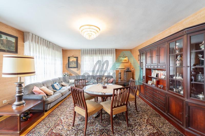 Foto 4f75472b-3ed5-4259-951d-3c4b3fd85a14. Affitto casa con riscaldamento parcheggio in Ciudad Naranco - Prados de La Fuente Oviedo