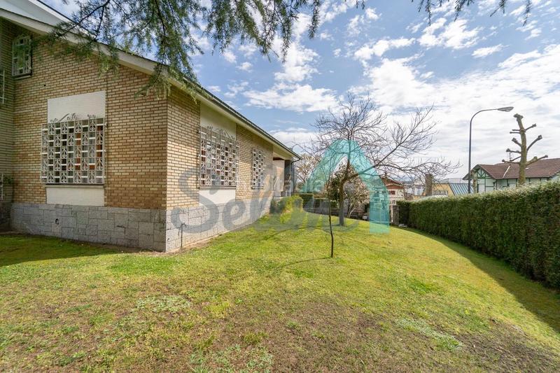 Foto ba676bdd-38c7-4c70-b7da-7cb066fe12e8. Affitto casa con riscaldamento parcheggio in Ciudad Naranco - Prados de La Fuente Oviedo