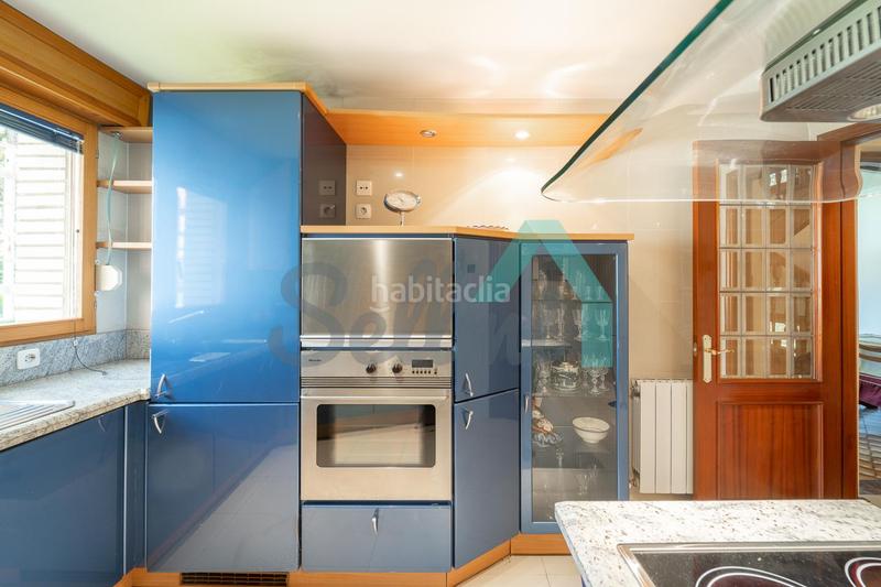 Foto ee2ee0b6-a1a2-469e-a744-4879a4ea2e46. Alquiler casa en Ciudad Naranco - Prados de La Fuente Oviedo