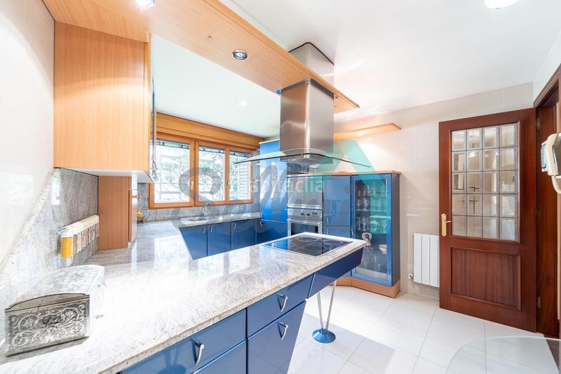 Foto f3359951-ed61-48ca-ad95-d4f930048a8e. Alquiler casa en Ciudad Naranco - Prados de La Fuente Oviedo