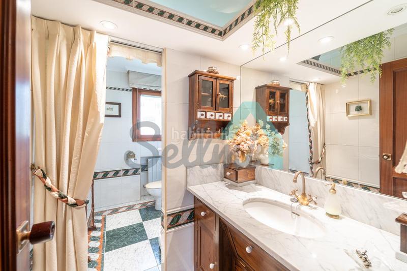 Foto 4516dbdc-6c69-4a16-b2d5-89808e197580. Miete haus mit heizung parking in Ciudad Naranco - Prados de La Fuente Oviedo