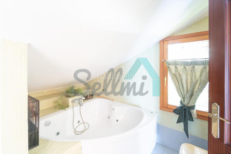 Foto 7108c785-baaf-4207-8e7e-1f7ed386b490. Miete haus mit heizung parking in Ciudad Naranco - Prados de La Fuente Oviedo