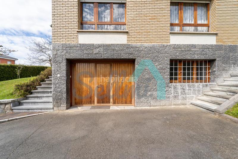 Foto 8d4b053a-83ca-42f8-8d55-6cec0ac4f236. Location maison avec chauffage parking dans Ciudad Naranco - Prados de La Fuente Oviedo