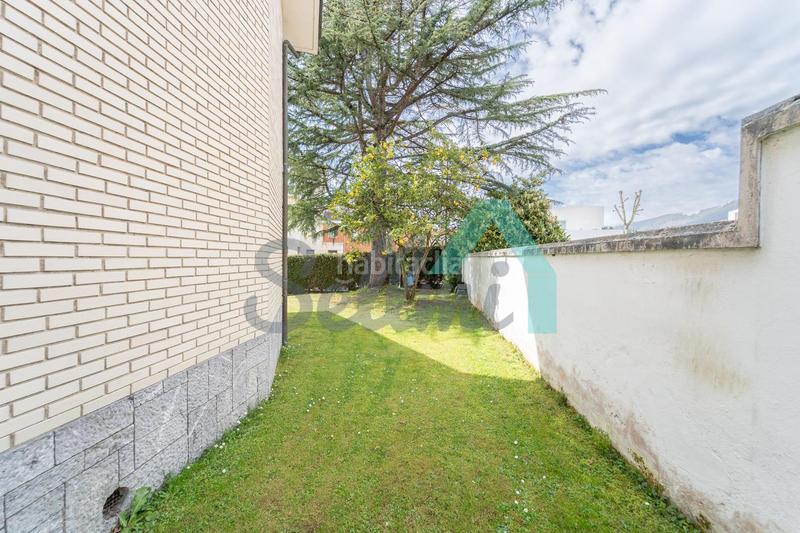 Foto c7219d71-4de2-4ff3-9e62-b3a7368330a7. Location maison avec chauffage parking dans Ciudad Naranco - Prados de La Fuente Oviedo