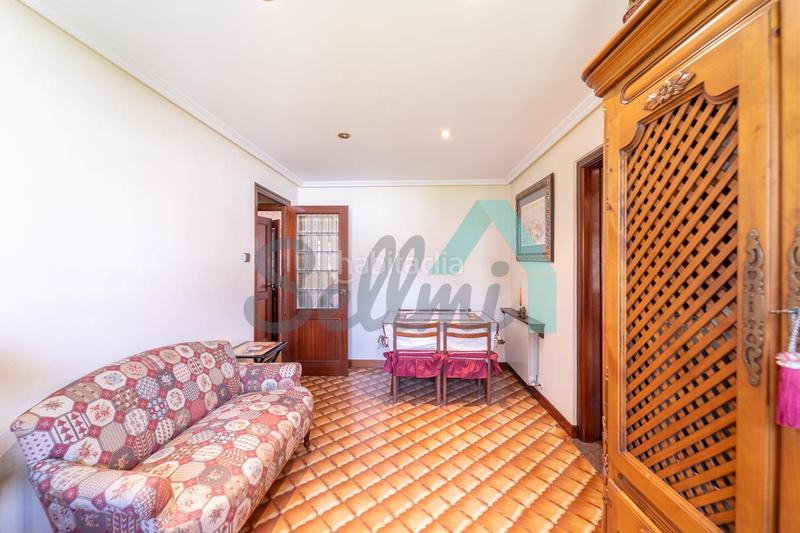 Foto cf479e66-5444-4ce5-b307-c7094fd7d339. Location maison avec chauffage parking dans Ciudad Naranco - Prados de La Fuente Oviedo