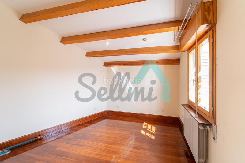 Foto f50a498c-8d1f-43b4-befb-7b7008eb1edf. Location maison avec chauffage parking dans Ciudad Naranco - Prados de La Fuente Oviedo