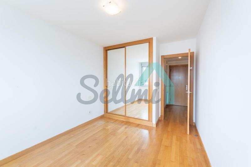 Foto b716f145-5f2c-43f8-b6ec-b33a33ecd9a8. Appartement avec chauffage parking dans Montecerrao Oviedo