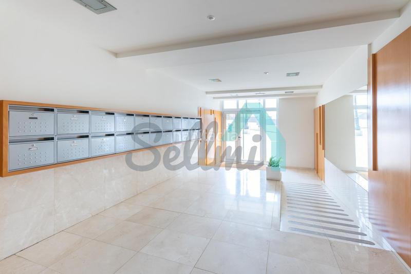 Foto 63cab11f-1307-4265-acac-a2f8e6dec1b8. Flat with heating parking in Montecerrao Oviedo