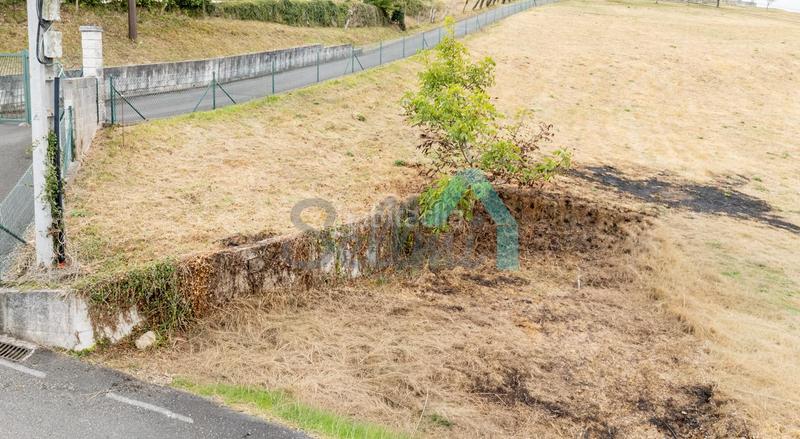 Foto fc095381-6940-4770-a010-174a54c8c227. Terreno residenziale in Cenero Gijón