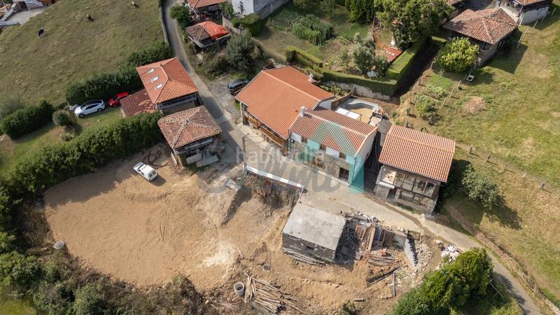 Foto 2401297f-80c2-4cfe-bbcd-0fd4d00066b5. Casa con riscaldamento in Cudillero