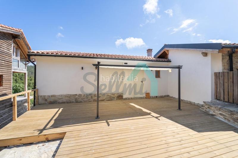 Foto 32b0e521-3269-4efd-ae92-6fcfaa1bf6e6. Casa con riscaldamento in Cudillero