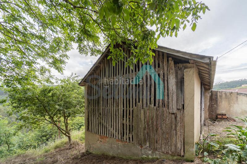 Foto 326eed70-a22a-4a07-a029-67f70271ba81. Casa aparellada amb calefacció a Valdés