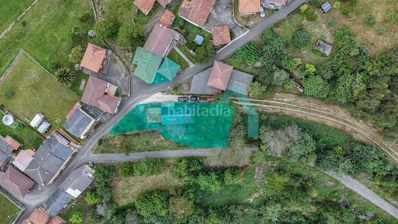 Foto 55798637-d399-4c71-ab57-668699464bf5. Casa aparellada amb calefacció a Valdés