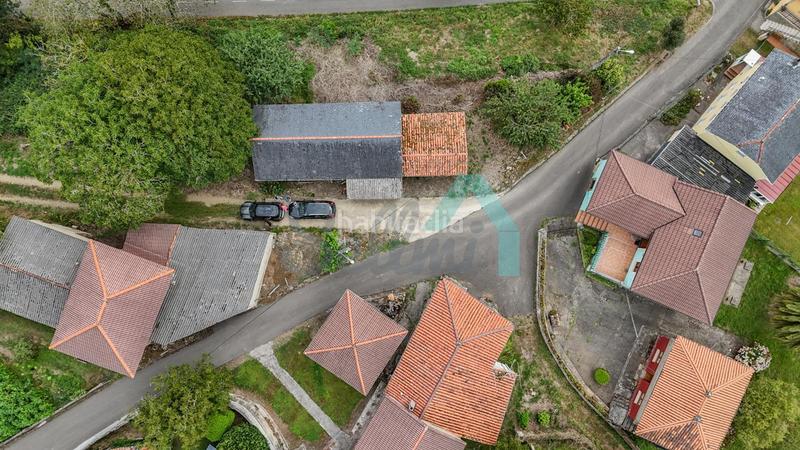 Foto a8551a3f-62c7-42c0-ae95-19f1f348a5dc. Casa aparellada amb calefacció a Valdés