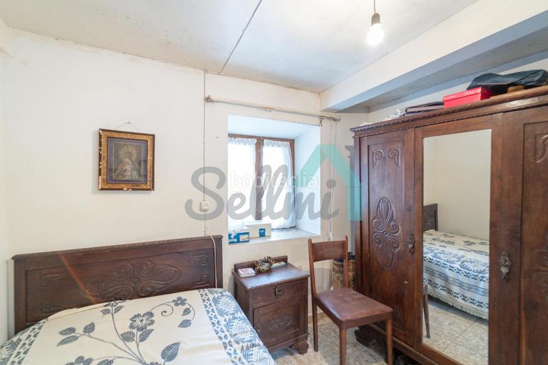 Foto 0c9330b8-cb38-42cf-aff8-549f013ab480. Casa pareada en Valdés