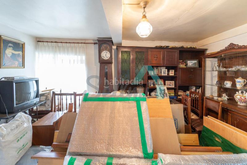 Foto de3546fc-f9ce-4bc0-99f2-3ca112437fc2. Casa pareada en Valdés