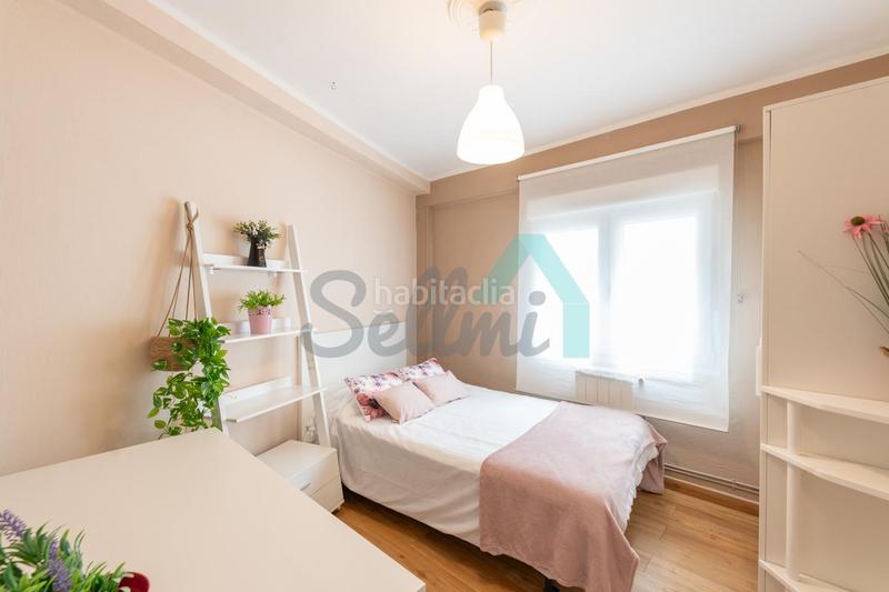 Foto 92f35f32-f4c9-439f-a372-18e73d137466. Appartamento con riscaldamento in Milán - Pumarín Oviedo