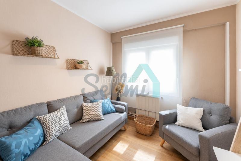 Foto 175774c4-6f6c-4e43-8372-6f7f7456612d. Etagenwohnung mit heizung in Milán - Pumarín Oviedo