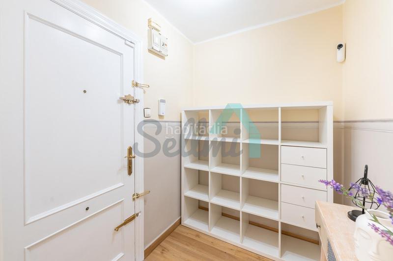 Foto 28d171b9-e8a6-428b-9b48-2dcf31699f61. Etagenwohnung mit heizung in Milán - Pumarín Oviedo