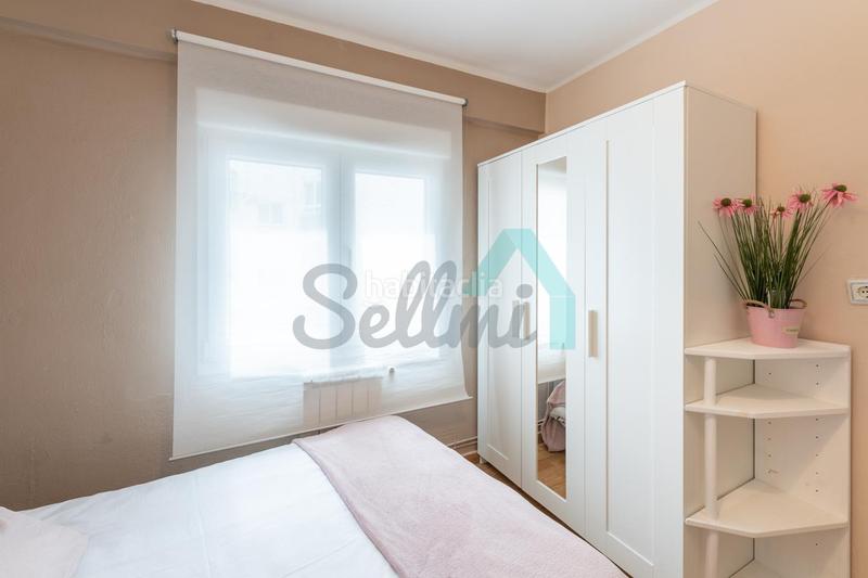 Foto ac0c6abe-6ec1-47ac-b2ce-86b72fb00046. Etagenwohnung mit heizung in Milán - Pumarín Oviedo