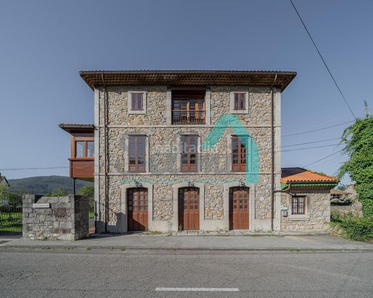 Foto 6a174f2a-76f3-463c-b852-e2b3054dde40. Casa en Pravia