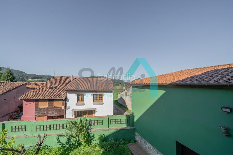 Foto 92b6f59a-0918-43c3-922e-6a641f4451de. Casa en Pravia