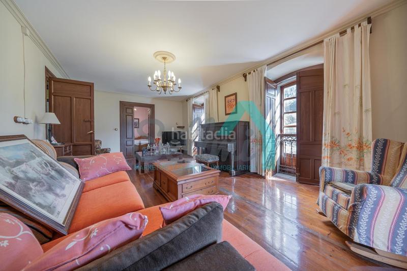 Foto a08da6ae-c768-4aa0-800d-3fd3b7af71df. Casa en Pravia