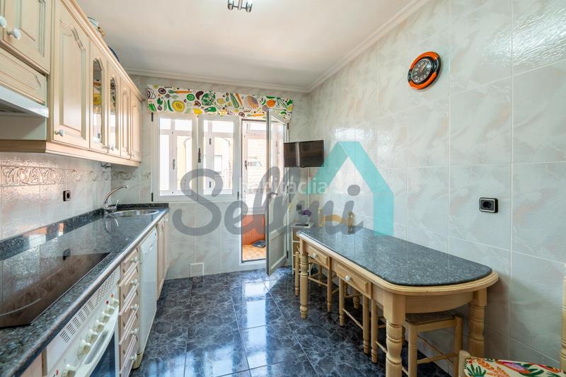 Foto 0df0b5ff-9972-4ac7-b526-50505a3808d4. Appartamento con riscaldamento parcheggio in San Martín del Rey Aurelio