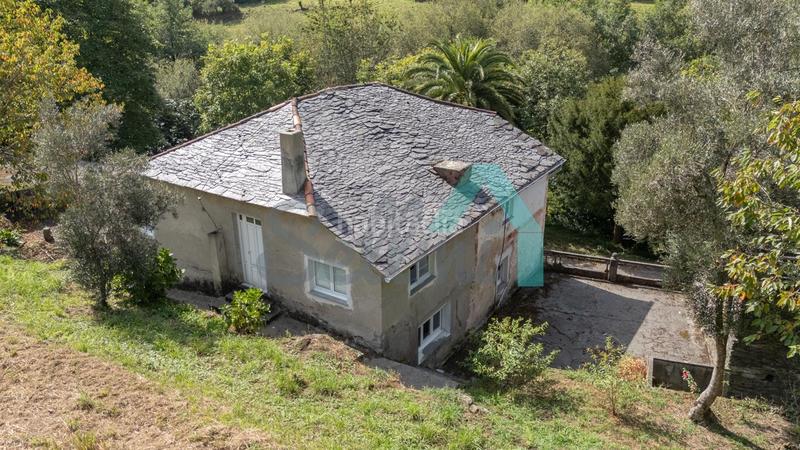 Foto cae4dda4-d771-485b-9e95-7e6f036b689c. Casa en Coaña