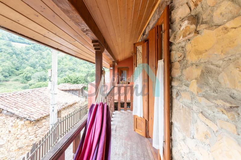 Foto 7f8ab097-653b-4404-9488-dbf33f5e99fd. Casa bifamiliare con riscaldamento in Proaza