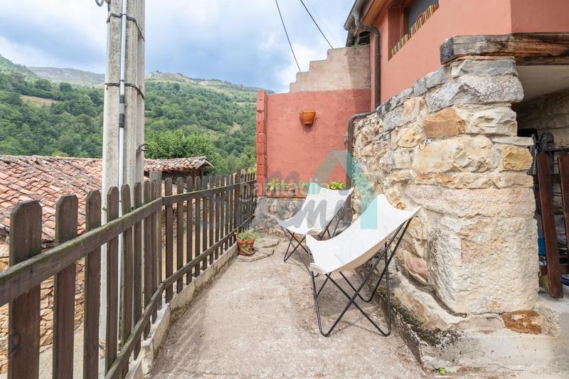 Foto 7fa1fadb-825c-4796-a8a0-9f86b1cb528b. Casa bifamiliare con riscaldamento in Proaza