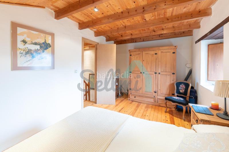 Foto c02a32a2-dc6f-46d5-a136-0411956d8bd6. Casa bifamiliare con riscaldamento in Proaza