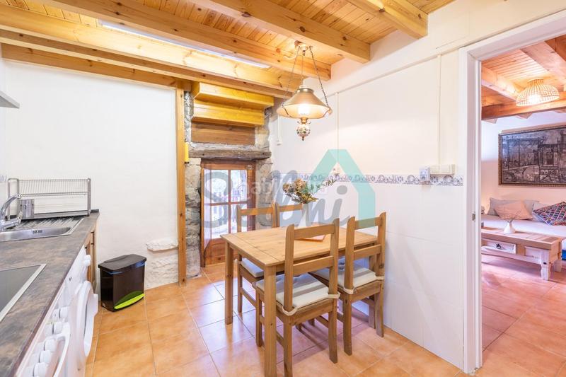 Foto 2df40c5e-b25f-4c7a-a61a-6100d920460a. Casa pareada en Proaza