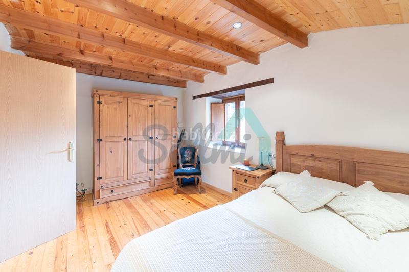 Foto 43971c0d-6377-49cf-86e4-0d34dad933cc. Casa pareada en Proaza