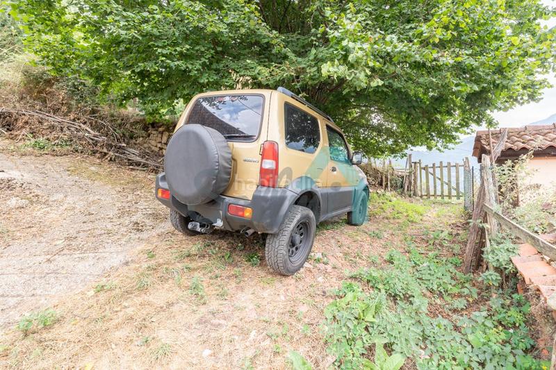 Foto 44a8865e-5e0d-4752-aabe-d3a609bb3811. Casa pareada en Proaza