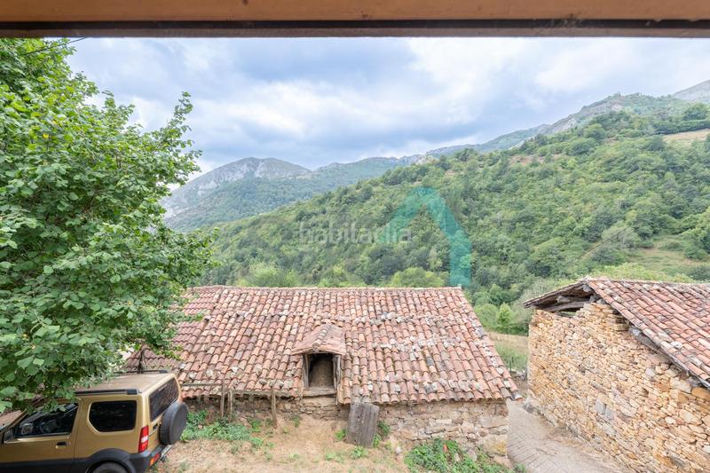 Foto 4ee80e3b-d46e-4e9a-92d0-e334535153a6. Casa pareada en Proaza