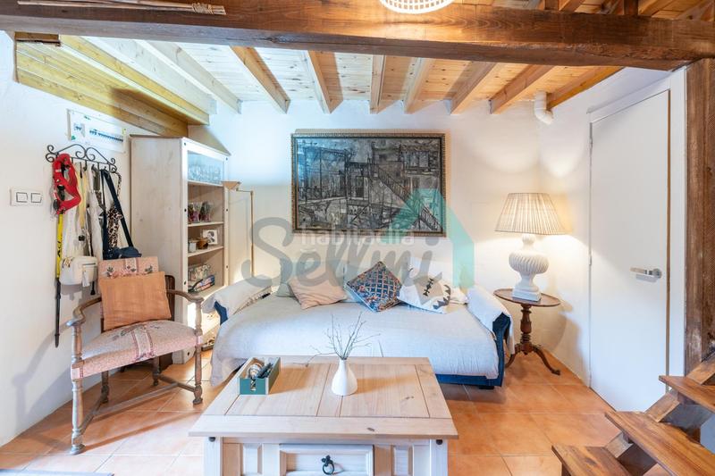 Foto 5fe7cf0a-0d60-4ee8-8ddf-2810bc007993. Casa pareada en Proaza