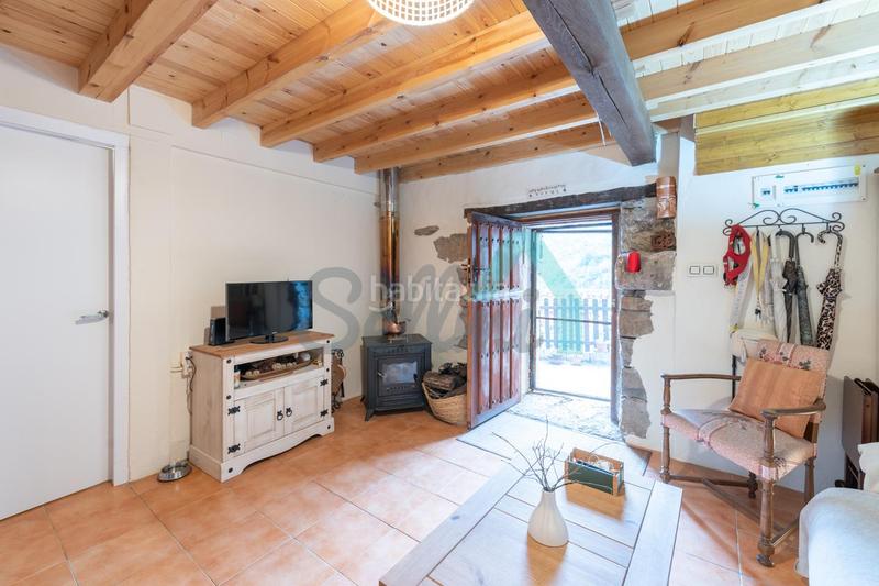 Foto 6fb3e0dc-0083-4c15-9ca4-40bab13aad1e. Casa pareada en Proaza