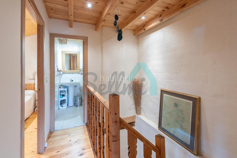 Foto 7709b63e-aaea-4111-8e49-fa89d508c80b. Casa pareada en Proaza