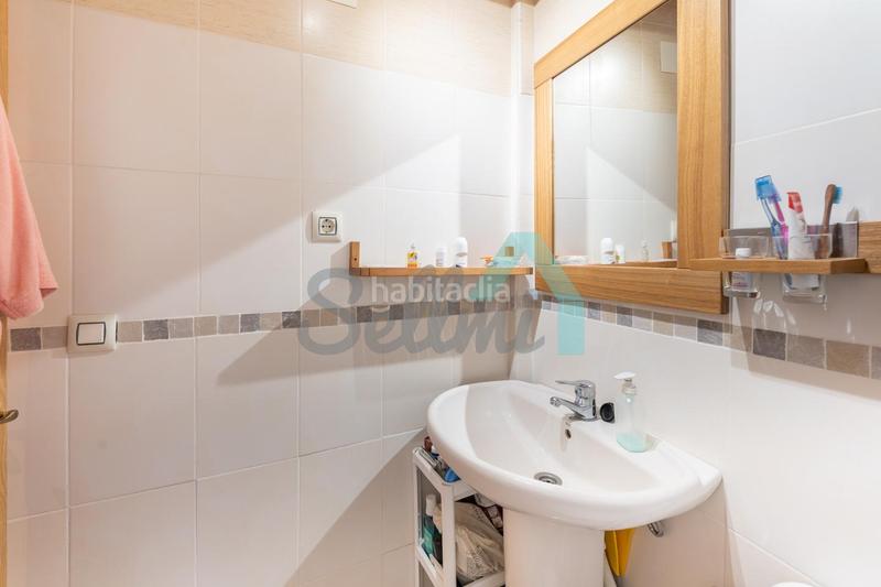 Foto a9cd6816-5465-4929-8176-c34bf3590657. Casa pareada en Proaza