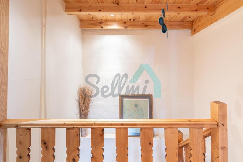 Foto d496e401-7af8-4ca9-93e4-19841baa1c4f. Casa pareada en Proaza