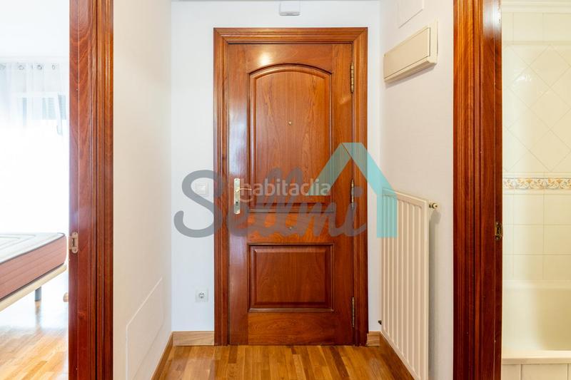 Foto 73cbb737-36d9-400e-a9da-86c81eb61d1e. Affitto appartamento con riscaldamento in Vallobín Oviedo