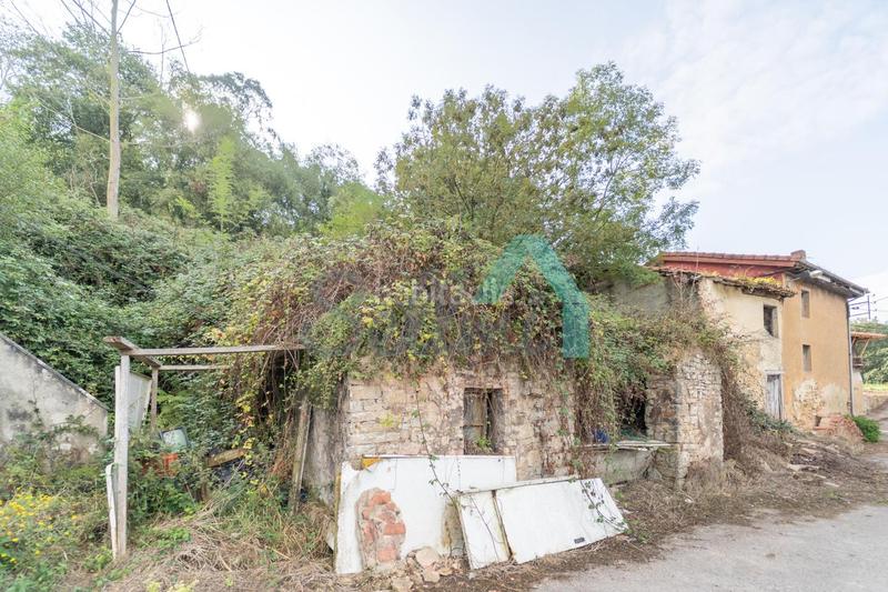 Foto 542a13da-254c-4d18-8175-1852e2afe84f. Casa amb calefacció aparcament a Parroquias Sur - La Manjoya Oviedo