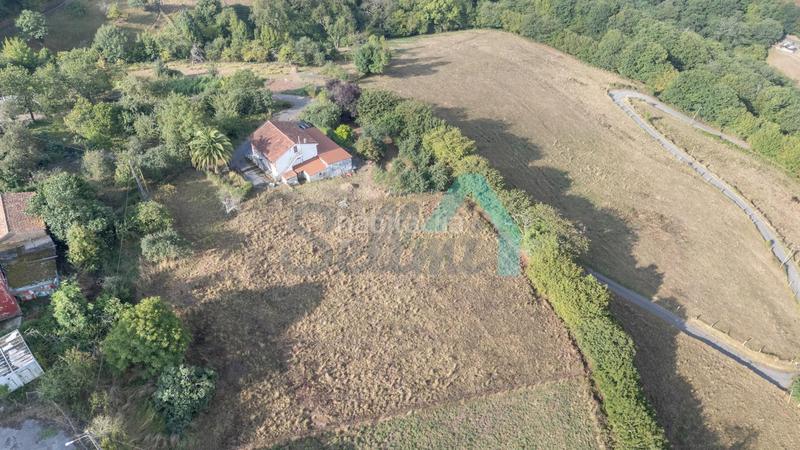 Foto 82d2a0b0-5840-4588-826a-cd4a689e9208. Casa amb calefacció aparcament a Parroquias Sur - La Manjoya Oviedo