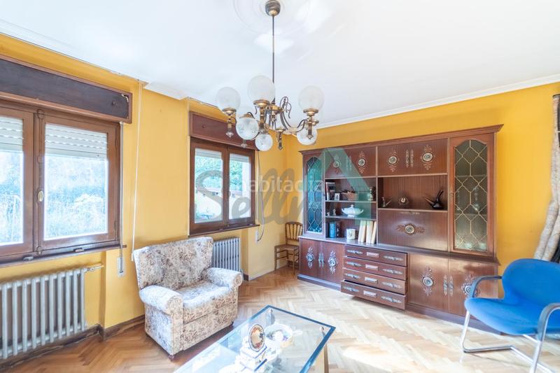 Foto 478b46e5-4acd-4c81-aabd-b39d2aaa9fc6. House with heating parking in Parroquias Sur - La Manjoya Oviedo