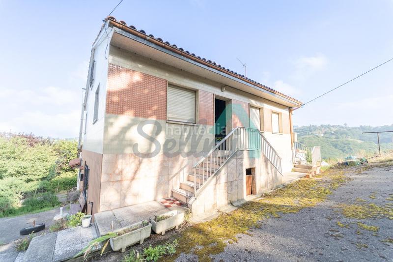 Foto f6c530b3-2ef0-4d73-bbed-abe6d9fc14c7. House with heating parking in Parroquias Sur - La Manjoya Oviedo