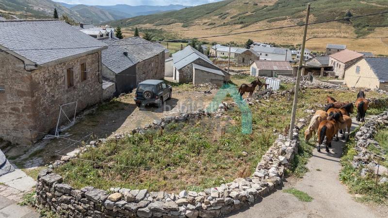 Foto b4ee1113-8b77-40f2-a865-5b78a06424f0. Bauernhof in Somiedo