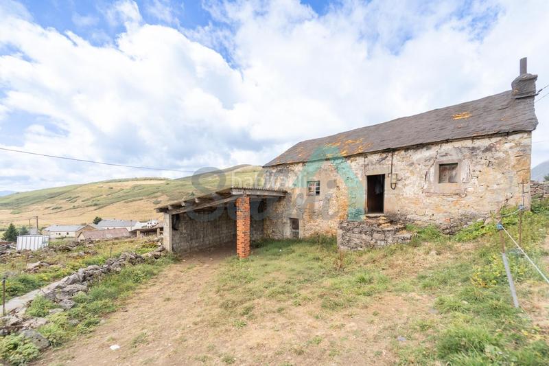 Foto 052f018c-dcbd-49a0-a0ca-8da9c63e42e9. Masía en Somiedo